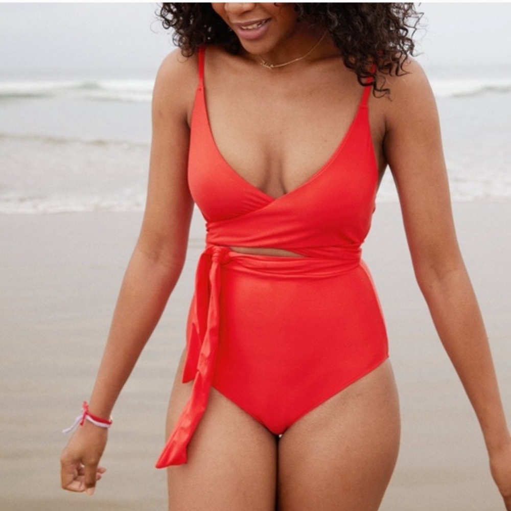 Aerie Wrap One Piece Swimsuit XL, NWT